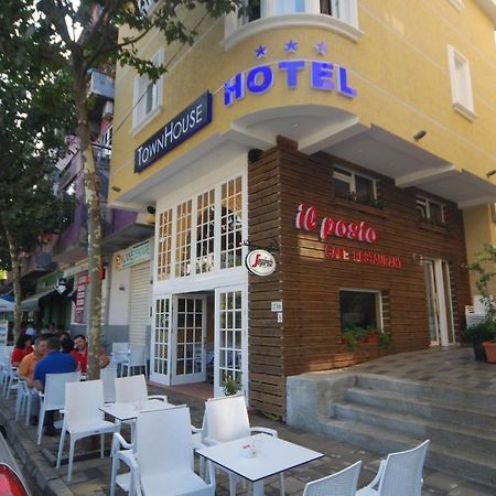 Hotel Town House Tirana Exterior foto