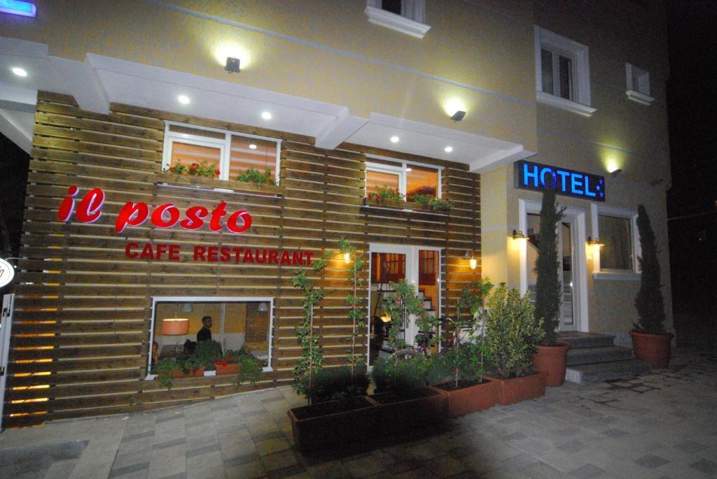 Hotel Town House Tirana Exterior foto